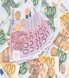 Euro la minimul ultimelor nouă săptămâni