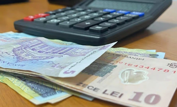 Cresc taxele la facultăţile din România