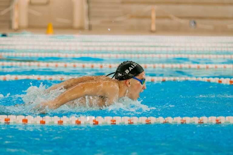 Înotătorii continuă pregătirile la Complexul Turistic de Natație Târgoviște 