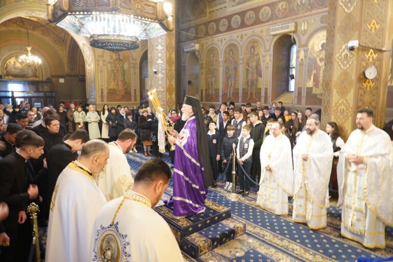 DUMINICA ORTODOXIEI LA CATEDRALA DIN TÂRGOVIȘTE